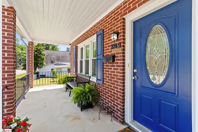 204 S Holland Street, Clinton, SC 29325 - Photo 2