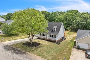 31 Michell Dr, Taylors, SC 29687 - Photo 2