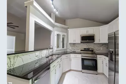 119 Freestone Street, Greenville, SC 29605 - Photo 10