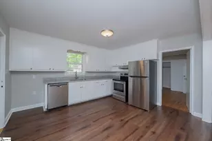 31 Blue Mountain Dr, Greenville, SC 29617 - Photo 8
