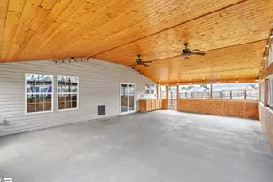 524 Marathon Ct, Boiling Springs, SC 29316 - Photo 6