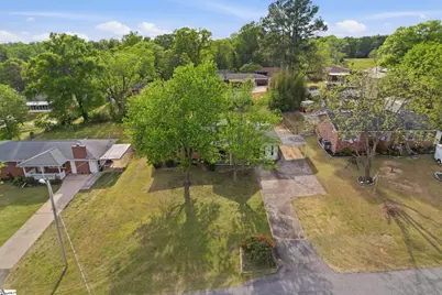 8 Woodridge Drive, Greenville, SC 29611 - Photo 28