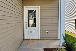 12143 Lansbury Dr, Inman, SC 29349 - Photo 4