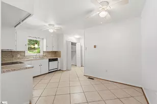 200 Pisgah Dr, Anderson, SC 29624 - Photo 10