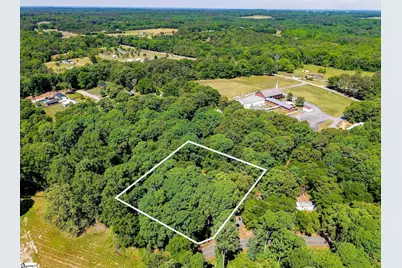 200 Pisgah Drive, Anderson, SC 29624 - Photo 2