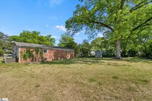 308 Clayton St, Central, SC 29630 - Photo 26
