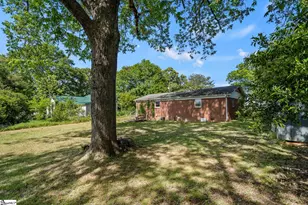 308 Clayton St, Central, SC 29630 - Photo 24