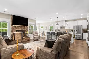 102 Mohegan Wy, Greenville, SC 29607 - Photo 8