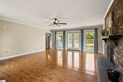 1011 Sierra Drive, Easley, SC 29642 - Photo 10
