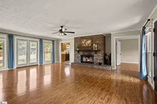 1011 Sierra Dr, Easley, SC 29642 - Photo 8