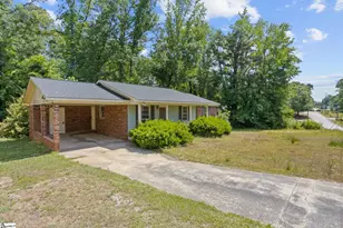 400 Meadow Rd, Laurens, SC 29360 - Photo 22