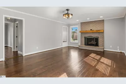 114 Camelot Drive, Gaffney, SC 29341 - Photo 8