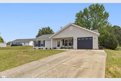 1302 Autumn Glen Court, Fountain Inn, SC 29644 - Photo 2