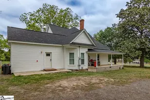6025 Mountain View Rd, Taylors, SC 29687 - Photo 4