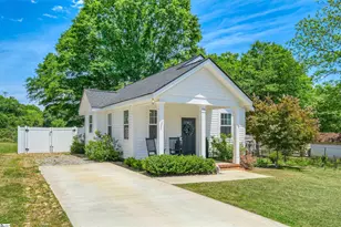 506 W D Ave, Easley, SC 29640 - Photo 2