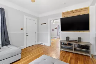 208 Hill St, Wellford, SC 29385 - Photo 6