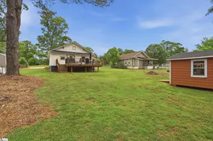 208 Hill St, Wellford, SC 29385 - Photo 24
