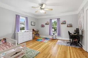 208 Hill St, Wellford, SC 29385 - Photo 16