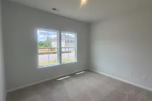 252 Pretoria Dr, Woodruff, SC 29388 - Photo 2