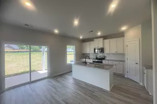 252 Pretoria Dr, Woodruff, SC 29388 - Photo 4
