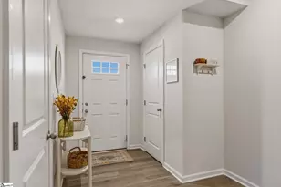 8 Bearmont Trl, Greenville, SC 29617 - Photo 4