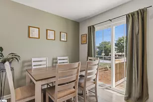 8 Bearmont Trl, Greenville, SC 29617 - Photo 10