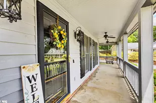 105 Brayton Ct, Spartanburg, SC 29301 - Photo 6