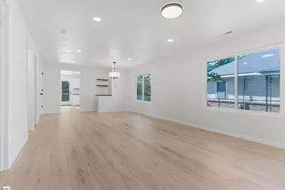 137 Forest Street, Greer, SC 29650 - Photo 6