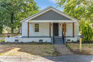 137 Forest St, Greer, SC 29650 - Photo 2