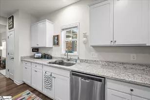 216 Carvel Trl, Seneca, SC 29678 - Photo 6