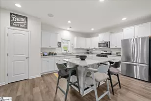 216 Carvel Trl, Seneca, SC 29678 - Photo 4
