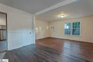221 Lakeview Dr, Liberty, SC 29657 - Photo 6