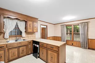 205 Oak Ridge Ct, Greer, SC 29650 - Photo 14