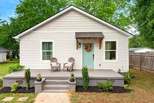 9 McDade St, Greenville, SC 29611 - Photo 1