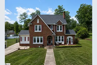 906 College Drive, Gaffney, SC 29340 - Photo 1