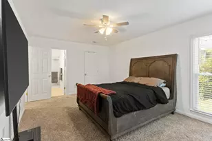 401 Belcross Dr, Simpsonville, SC 29681 - Photo 16