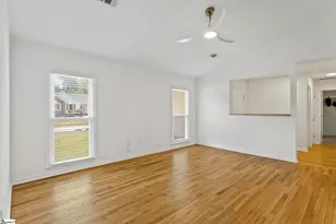 401 Belcross Dr, Simpsonville, SC 29681 - Photo 4