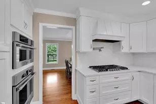 60 Clark Rd, Taylors, SC 29687 - Photo 10