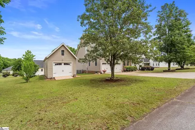 200 Byron Abbey, Piedmont, SC 29673 - Photo 4