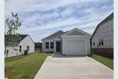 154 Cloverfield Lane, Spartanburg, SC 29303 - Photo 1