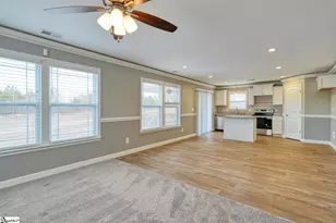 160 Thorn Crk Dr, Gaffney, SC 29341 - Photo 4