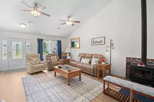 104 Summer Breeze Ct, Townville, SC 29689 - Photo 8
