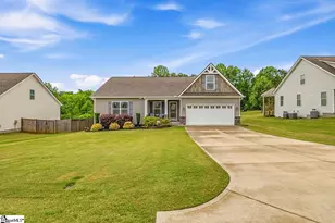 740 Hammett Pointe Ct, Lyman, SC 29365 - Photo 4