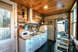 3806 Highlands Hwy, Walhalla, SC 29691 - Photo 6