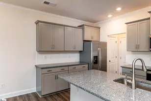 437 Yellow Fox Rd, Greer, SC 29650 - Photo 2