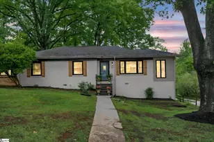27 Bradley Blvd, Greenville, SC 29609 - Photo 2