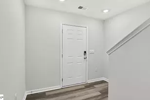 4134 Springshire Ln, Boiling Springs, SC 29316 - Photo 4