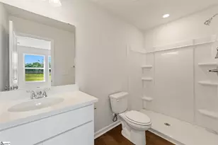 170 Cloverfield Ln, Spartanburg, SC 29303 - Photo 10