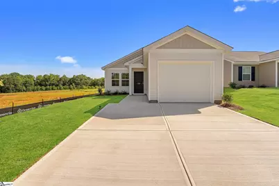 170 Cloverfield Lane, Spartanburg, SC 29303 - Photo 1