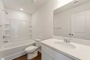 170 Cloverfield Ln, Spartanburg, SC 29303 - Photo 16
